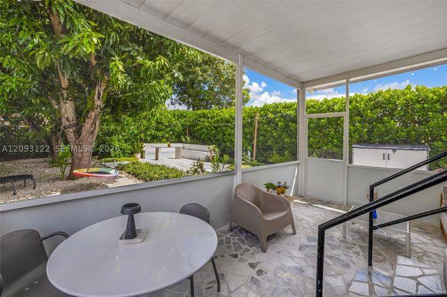 5831 SW 4th St, Miami, FL 33144