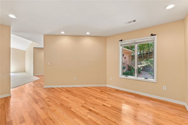 9118 Summer Shade Road, Rogers, AR 72756
