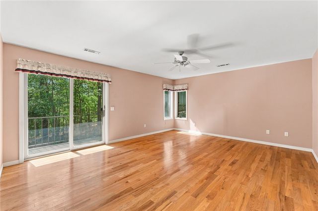 9118 Summer Shade Road, Rogers, AR 72756
