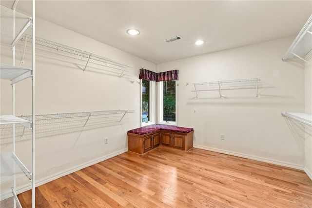 9118 Summer Shade Road, Rogers, AR 72756