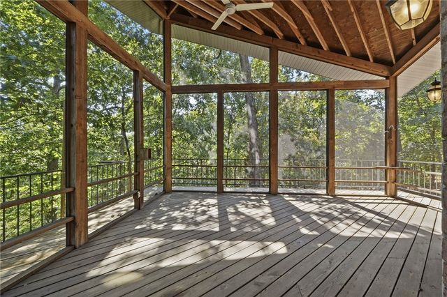 9118 Summer Shade Road, Rogers, AR 72756
