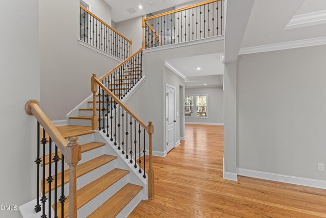 3828 Hickory Manor Drive, Apex, NC 27539