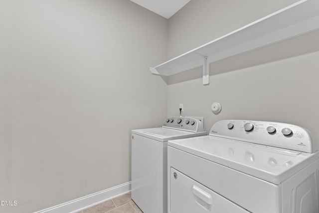 3828 Hickory Manor Drive, Apex, NC 27539