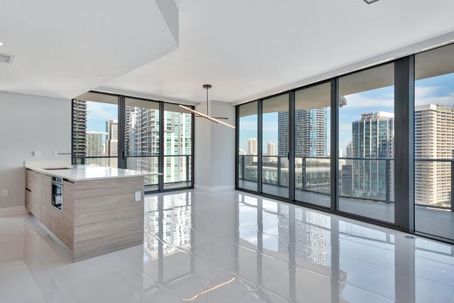 1300 S Miami Avenue 2401, Miami, FL 33130