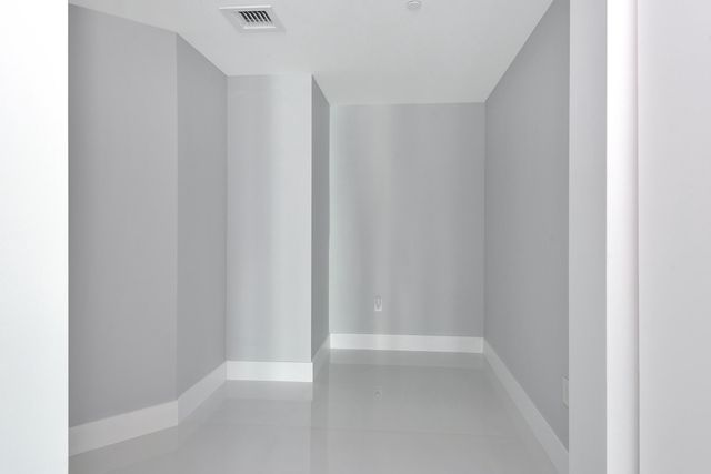 1300 S Miami Avenue 2401, Miami, FL 33130