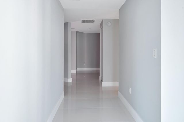 1300 S Miami Avenue 2401, Miami, FL 33130