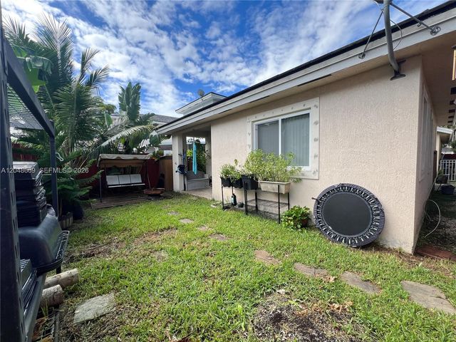249 SE 32nd Ave, Homestead, FL 33033