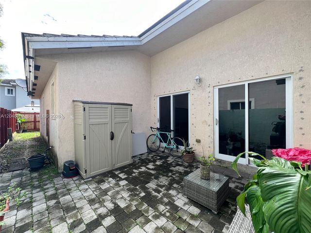 249 SE 32nd Ave, Homestead, FL 33033