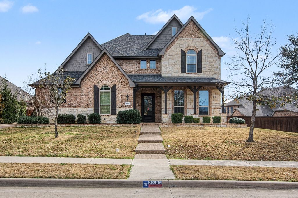 2802 Castlereach Street, Trophy Club, TX 76262