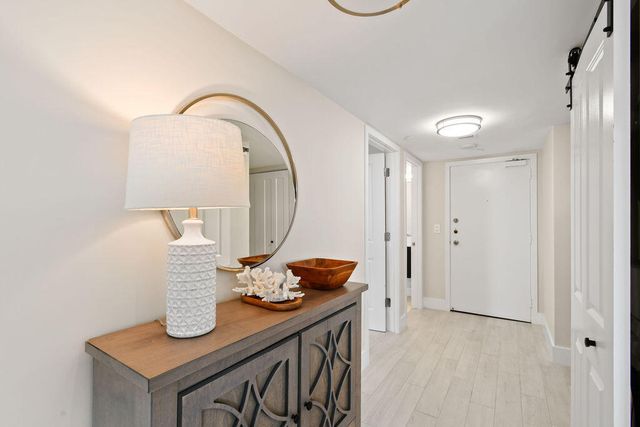 3560 S Ocean Boulevard 907, South Palm Beach, FL 33480