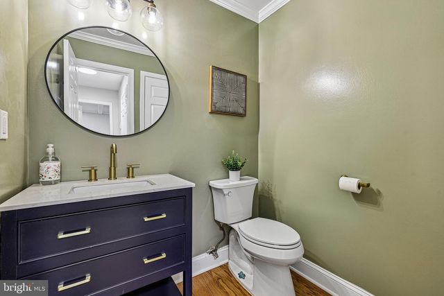1360 SNOW MEADOW LN, Mclean, VA 22102