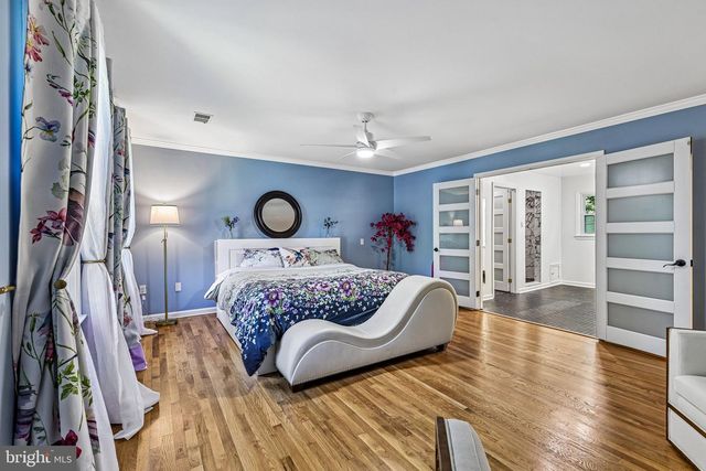 1360 SNOW MEADOW LN, Mclean, VA 22102