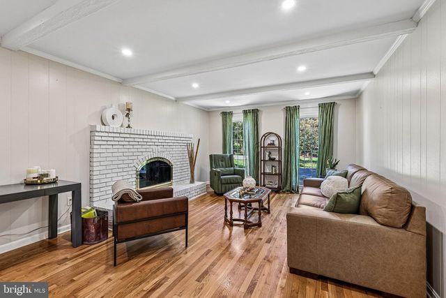 1360 SNOW MEADOW LN, Mclean, VA 22102