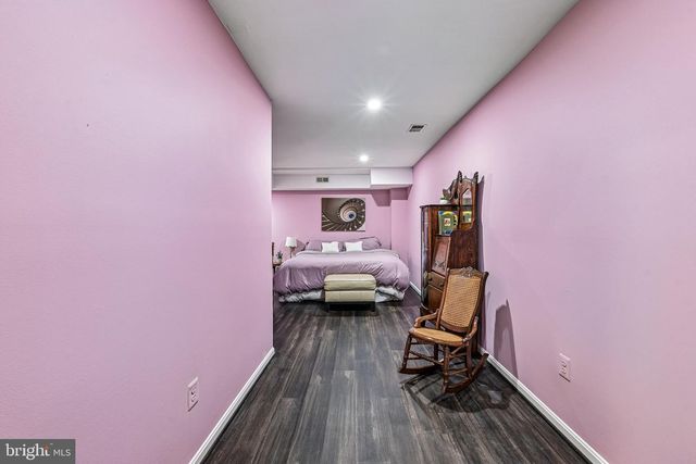 1360 SNOW MEADOW LN, Mclean, VA 22102