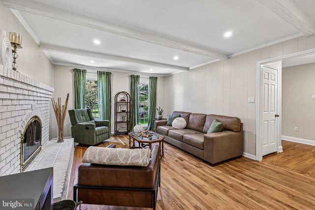 1360 SNOW MEADOW LN, Mclean, VA 22102