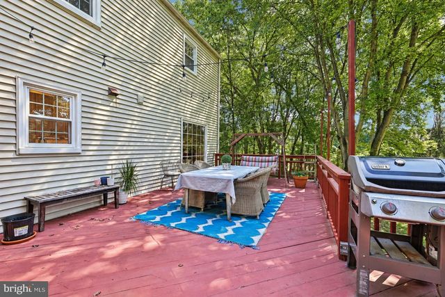 1360 SNOW MEADOW LN, Mclean, VA 22102