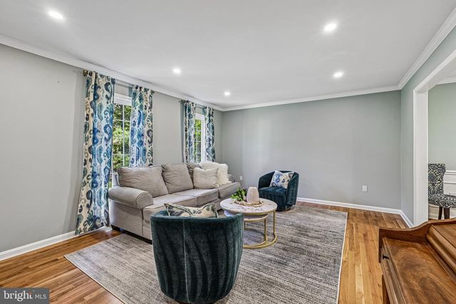 1360 SNOW MEADOW LN, Mclean, VA 22102