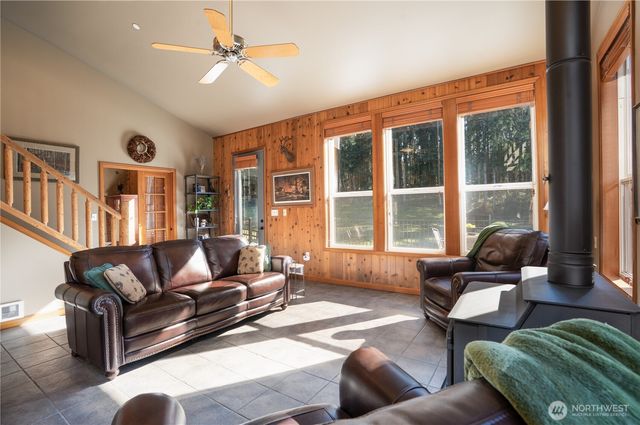 32408 146th Avenue E, Graham, WA 98338