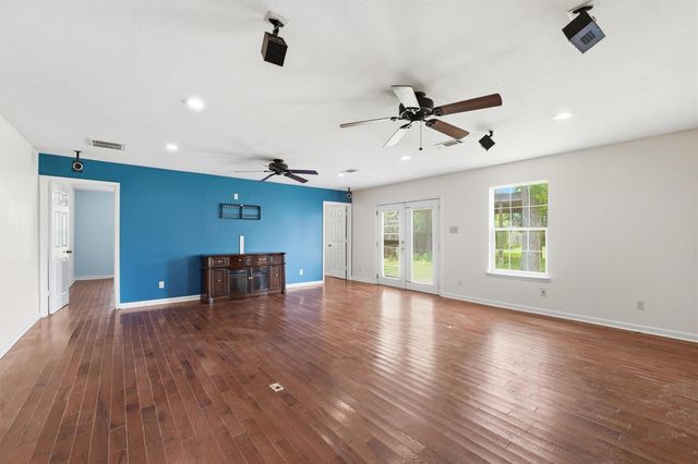 2922 Pansy Street, Pasadena, TX 77503