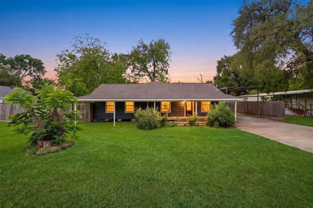 2922 Pansy Street, Pasadena, TX 77503