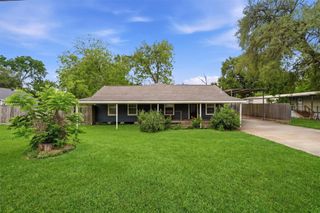 2922 Pansy Street, Pasadena, TX 77503