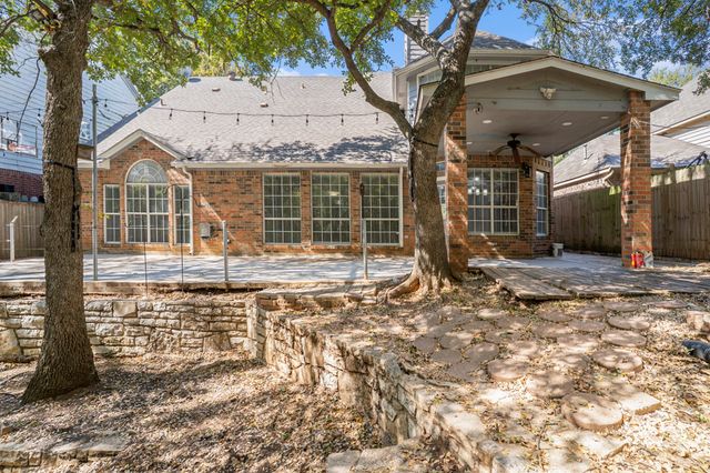 6119 Fox Hunt Drive, Arlington, TX 76001