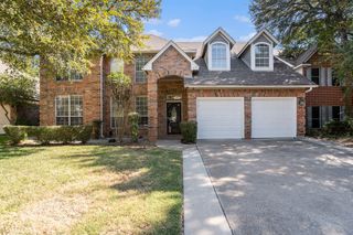 6119 Fox Hunt Drive, Arlington, TX 76001