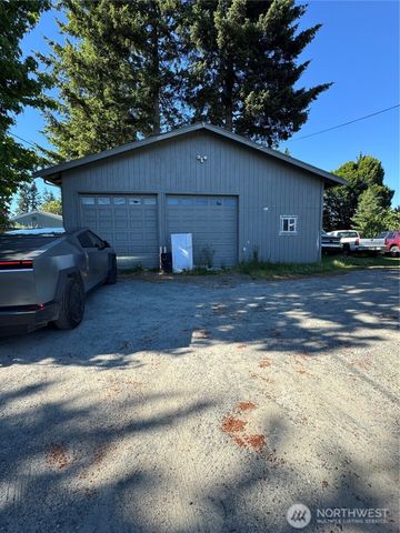 203 112th Street SE, Everett, WA 98208