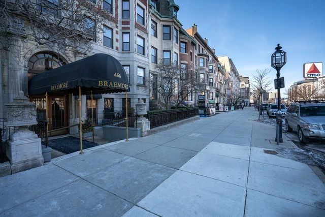 466 Commonwealth Ave 204, Boston, MA 02215