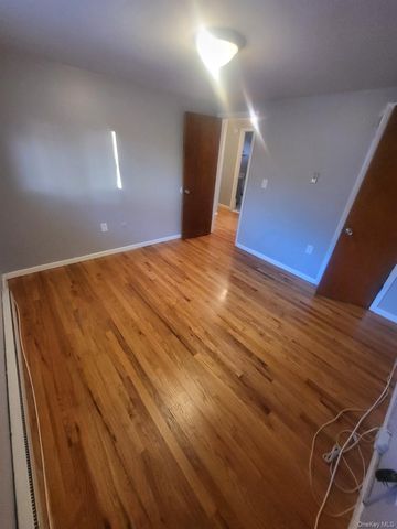 1204 Parr Lake Drive 12D, Newburgh, NY 12550