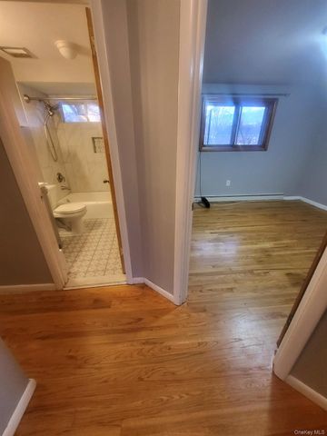 1204 Parr Lake Drive 12D, Newburgh, NY 12550