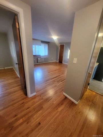 1204 Parr Lake Drive 12D, Newburgh, NY 12550