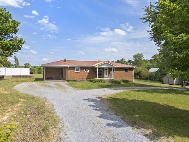 968 Old Nashville Hwy, Mc Ewen, TN 37101