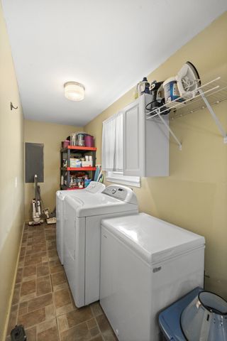 968 Old Nashville Hwy, Mc Ewen, TN 37101
