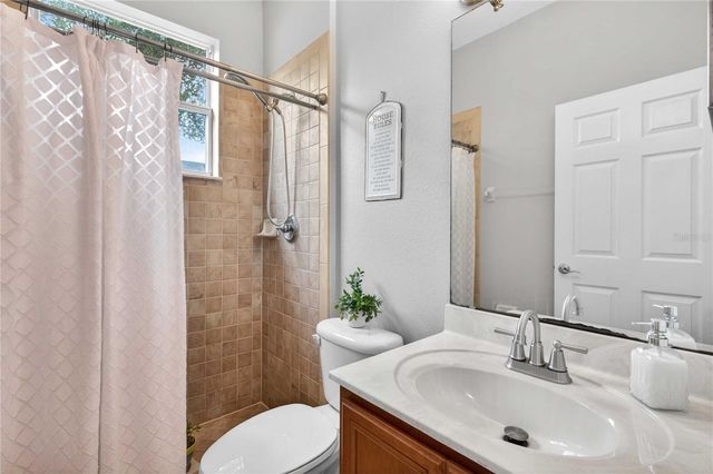 303 W BLUE WATER EDGE DRIVE, Eustis, FL 32736
