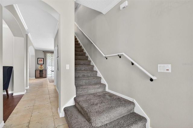 303 W BLUE WATER EDGE DRIVE, Eustis, FL 32736