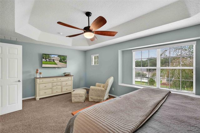 303 W BLUE WATER EDGE DRIVE, Eustis, FL 32736