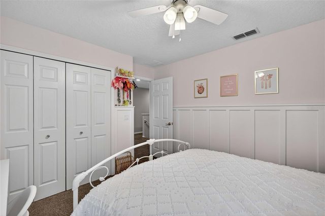 303 W BLUE WATER EDGE DRIVE, Eustis, FL 32736