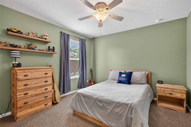 303 W BLUE WATER EDGE DRIVE, Eustis, FL 32736