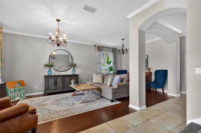 303 W BLUE WATER EDGE DRIVE, Eustis, FL 32736