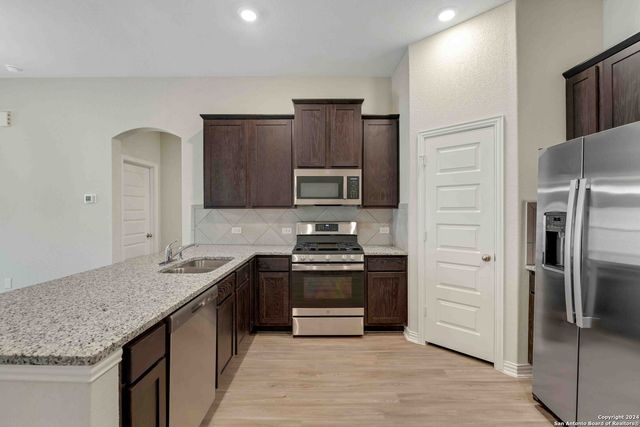 9318 Frio Landing, Converse, TX 78109