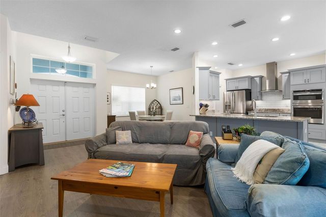 3 LEEDS PLACE, Palm Coast, FL 32137