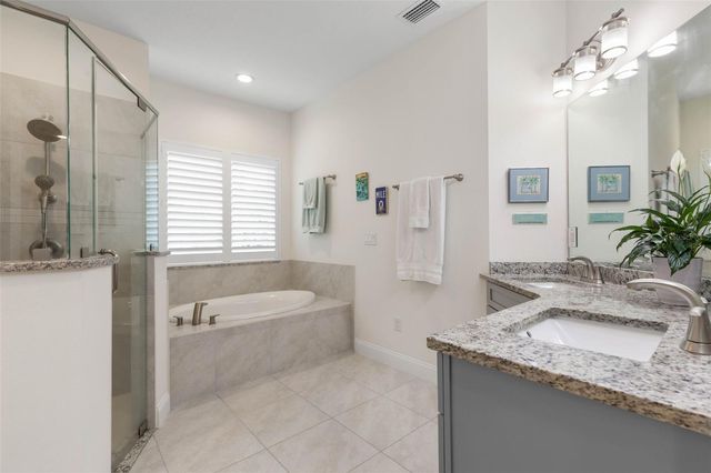 3 LEEDS PLACE, Palm Coast, FL 32137