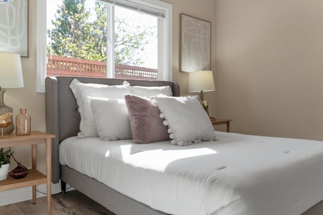 4433 Fair Ave, Oakland, CA 94619