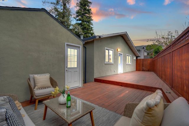 4433 Fair Ave, Oakland, CA 94619