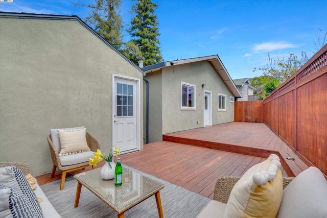 4433 Fair Ave, Oakland, CA 94619