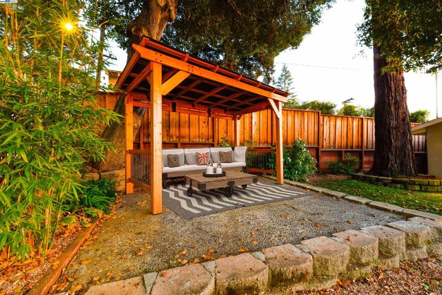 4433 Fair Ave, Oakland, CA 94619