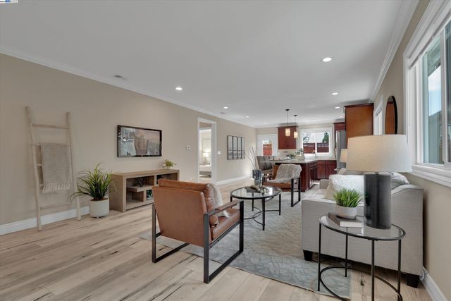 4433 Fair Ave, Oakland, CA 94619