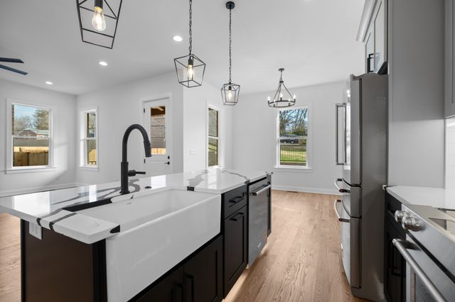 2310 18th Ave, N, Nashville, TN 37208