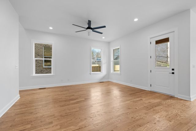 2310 18th Ave, N, Nashville, TN 37208